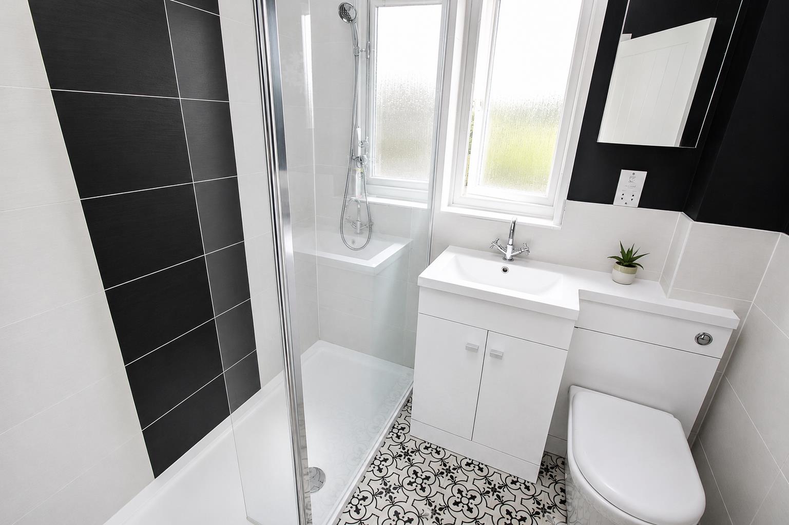 Flodden Drive, Calcot, Reading